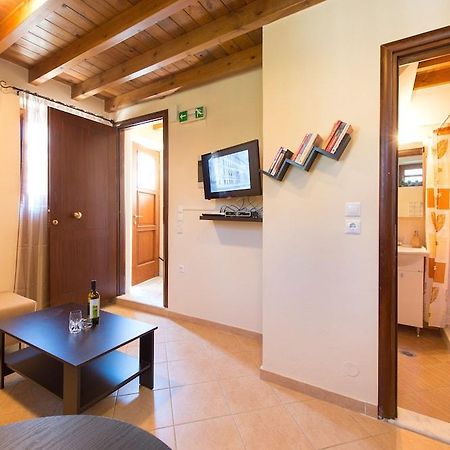 3 Charites Old Town Apartment Rhodes City Bagian luar foto